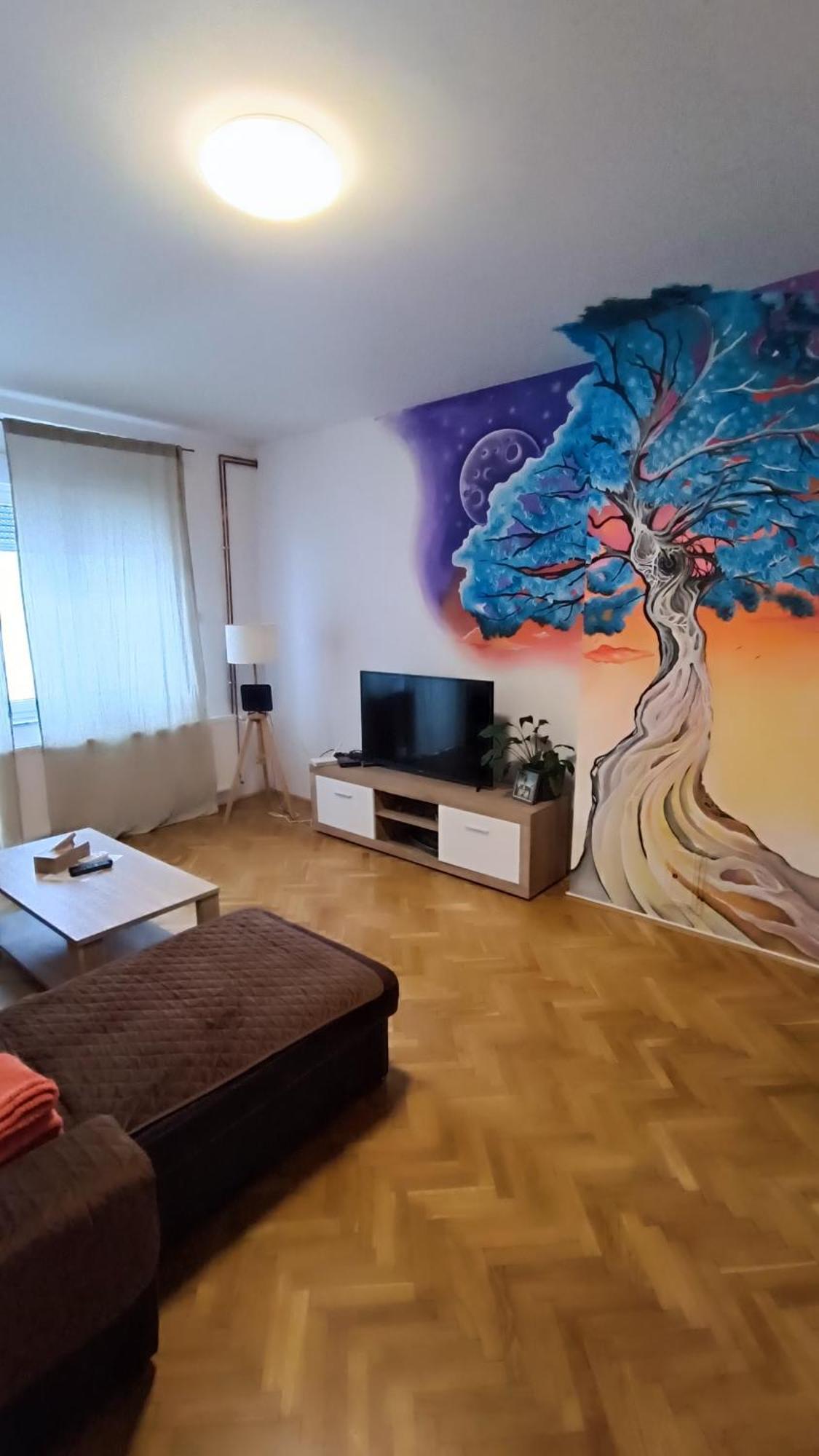 Moon Tree *** Apartman Varasd Kültér fotó